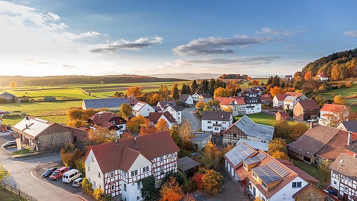 Ist die Dorfidylle den Umzug wert?